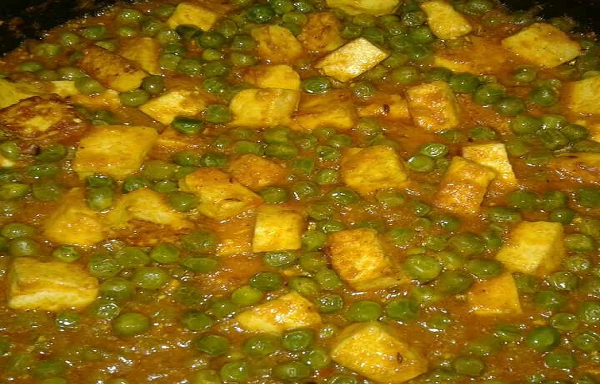 Matar Paneer at Home